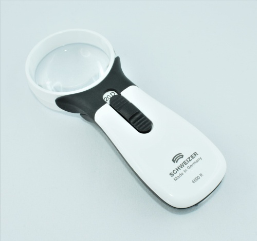 Lupa SCHWEIZER 20D FI55 4500K 239 (3).JPG