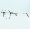 Okulary korekcyjne Armand Basi AB52642 C.234 49-20-145 799 zł www.terapiawidzenia.com