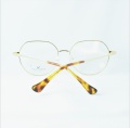 Okulary korekcyjne Massi Flairy 32 gold 54-17-140 699 zł www.terapiawidzenia.com