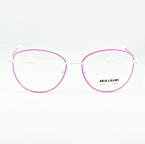Mia Lauri model 28 col.108