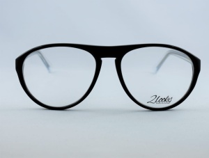 2Looks Pilot 076